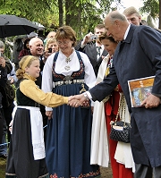 Marie hilser på kong Harald